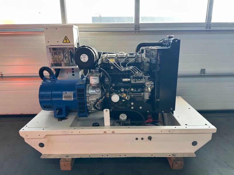 Perkins FG Wilson 23 kVA generatorset New ! - Generator set: picture 3 Perkins FG Wilson 23 kVA generatorset New ! - Generator set: picture 3