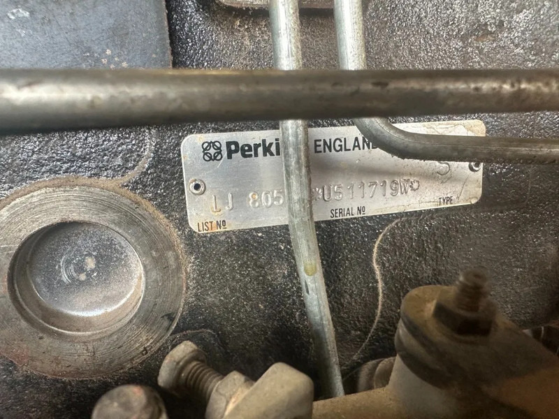 Perkins T4.236 SDMO Leroy Somer 60 kVA noodstroom generatorset 148 hours ! - Generator set: picture 3 Perkins T4.236 SDMO Leroy Somer 60 kVA noodstroom generatorset 148 hours ! - Generator set: picture 3