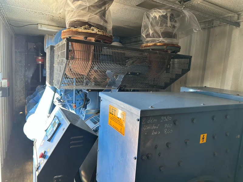Generator set SDMO Perkins Leroy Somer 1460 kVA Silent generatorset Powerplant in 40 ft container: picture 16