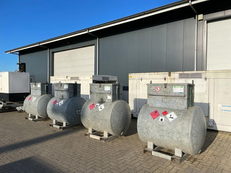 Dieseltank Rietberg 1000 liter Dieseltank Gegalvaniseerd IBC - Storage tank: picture 3 Dieseltank Rietberg 1000 liter Dieseltank Gegalvaniseerd IBC - Storage tank: picture 3