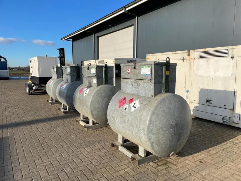 Dieseltank Rietberg 1000 liter Dieseltank Gegalvaniseerd - Storage tank: picture 3 Dieseltank Rietberg 1000 liter Dieseltank Gegalvaniseerd - Storage tank: picture 3