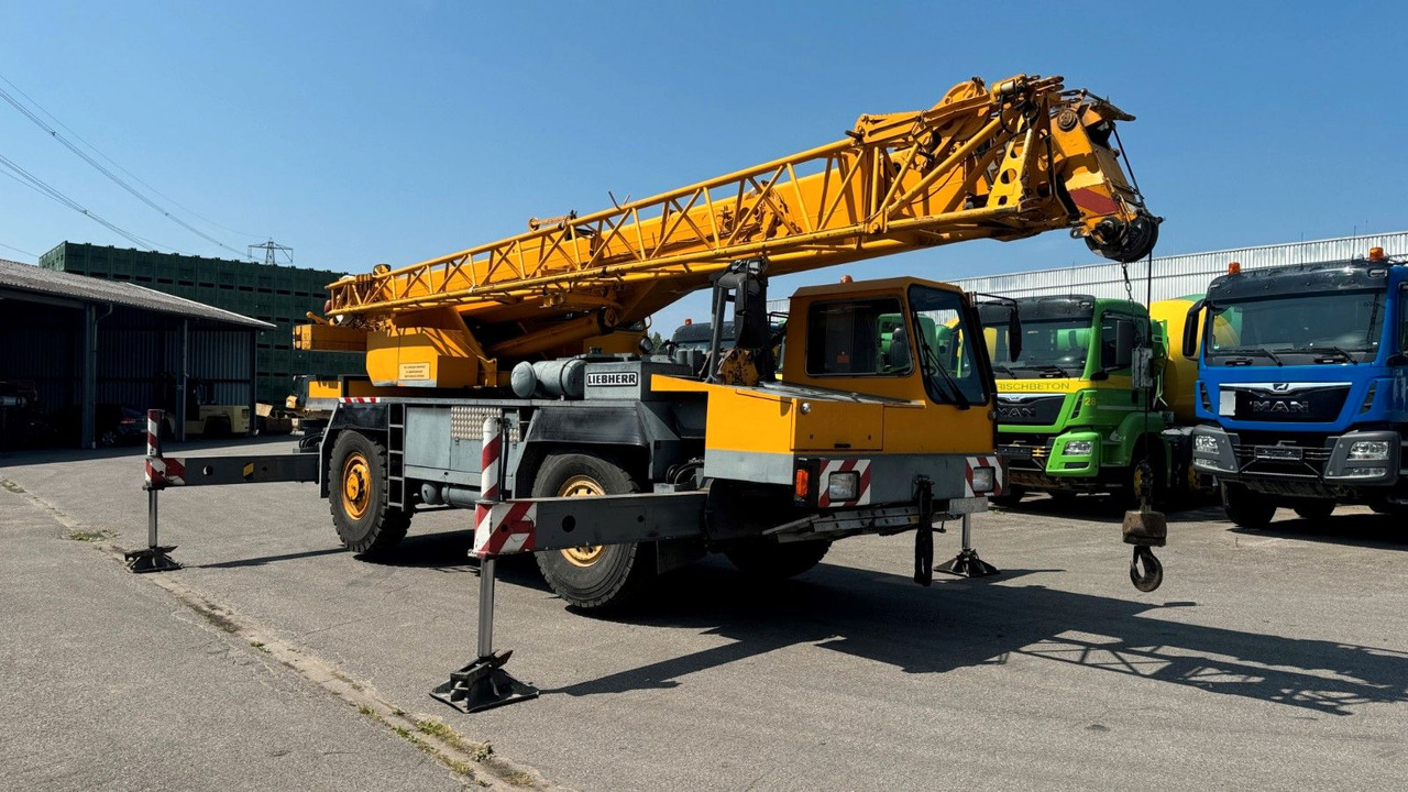 Liebherr LTM 1025 Mobilkran 40m Doppelklappspitze - Crane truck: picture 1 Liebherr LTM 1025 Mobilkran 40m Doppelklappspitze - Crane truck: picture 1