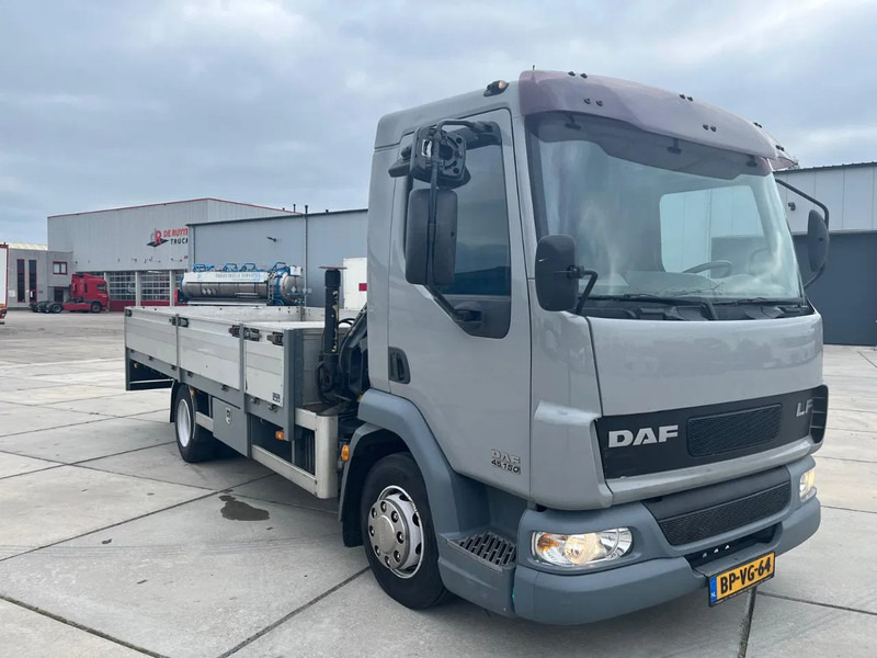 Crane truck, Dropside/ Flatbed truck DAF LF 45 FA: picture 5