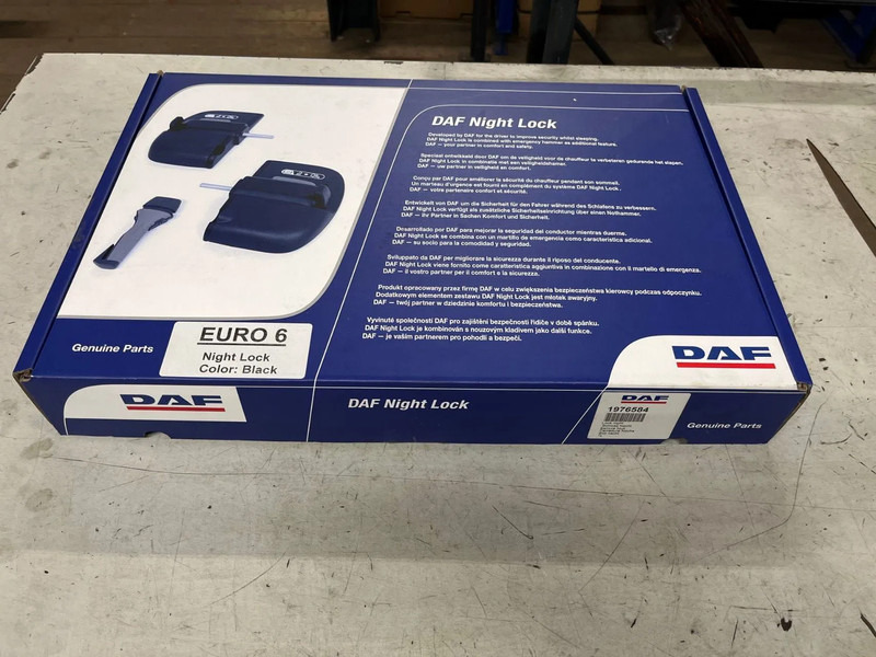 DAF Nightlock set XF106 - Body and exterior: picture 1 DAF Nightlock set XF106 - Body and exterior: picture 1