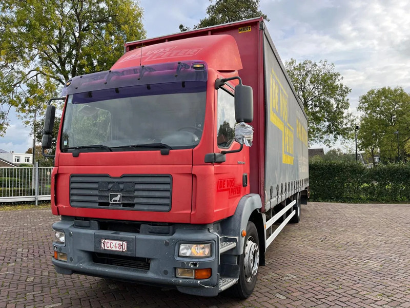 MAN TGM N18.240 - Box truck: picture 2 MAN TGM N18.240 - Box truck: picture 2