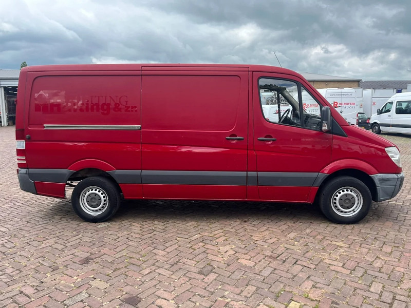 Mercedes-Benz Sprinter 313 L2H1 - Panel van: picture 5 Mercedes-Benz Sprinter 313 L2H1 - Panel van: picture 5