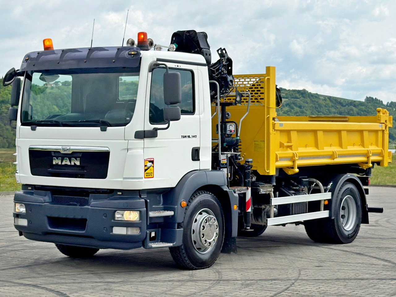 MAN TGM 18.340* KIPPER 4,05m*HIAB 111 B-2 HIDUO/FUNK - Tipper, Crane truck: picture 5 MAN TGM 18.340* KIPPER 4,05m*HIAB 111 B-2 HIDUO/FUNK - Tipper, Crane truck: picture 5