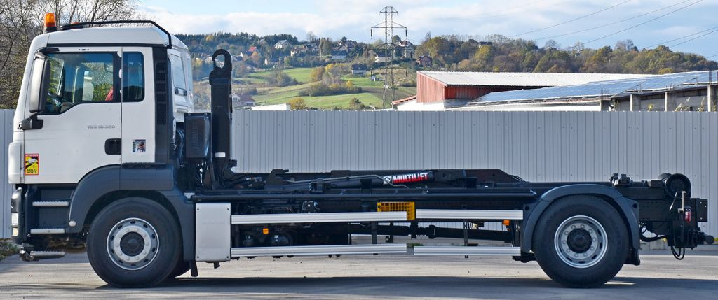 MAN TGS 18.320 Abrollkipper * Top Zustand! MAN TGS 18.320 Abrollkipper * Top Zustand! - Hook lift truck: picture 3 MAN TGS 18.320 Abrollkipper * Top Zustand! MAN TGS 18.320 Abrollkipper * Top Zustand! - Hook lift truck: picture 3