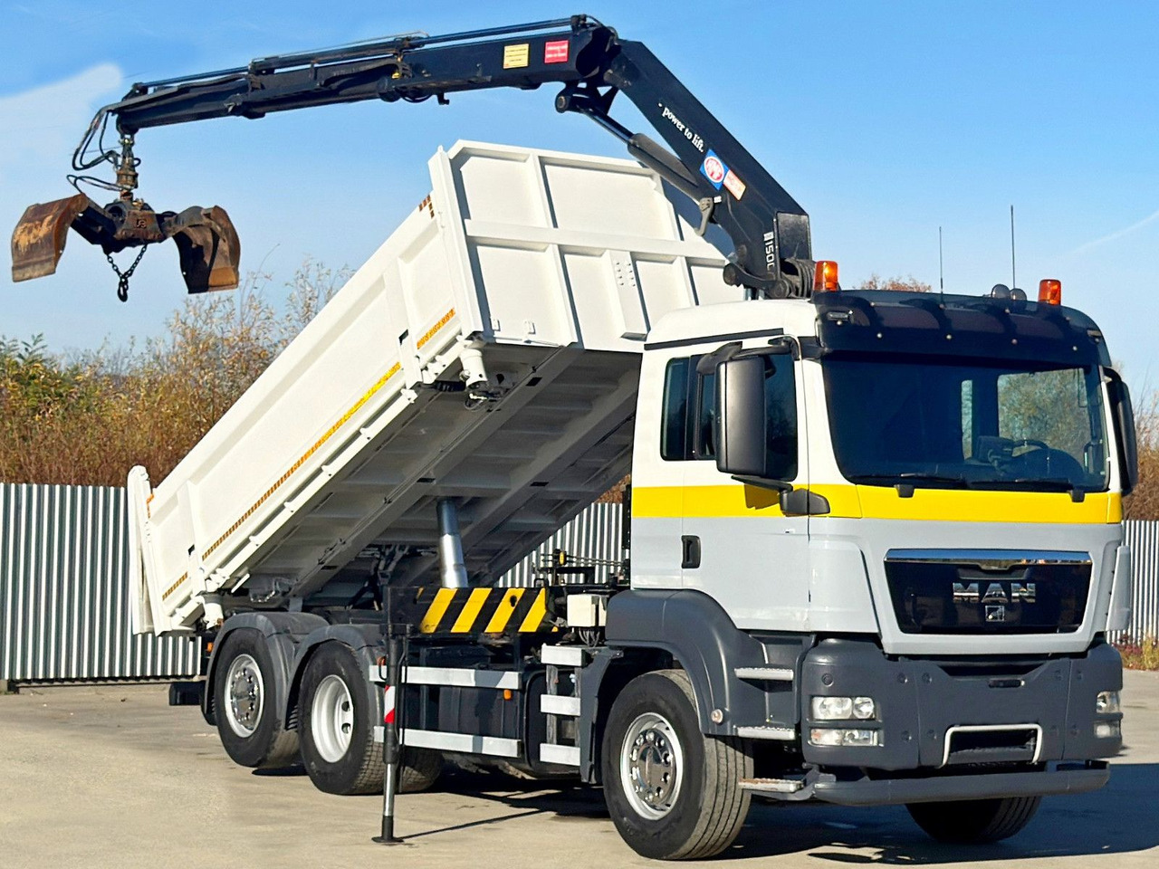MAN TGS 28.320 * HMF 1500 - K2 * TOPZUSTAND - Crane truck: picture 2 MAN TGS 28.320 * HMF 1500 - K2 * TOPZUSTAND - Crane truck: picture 2