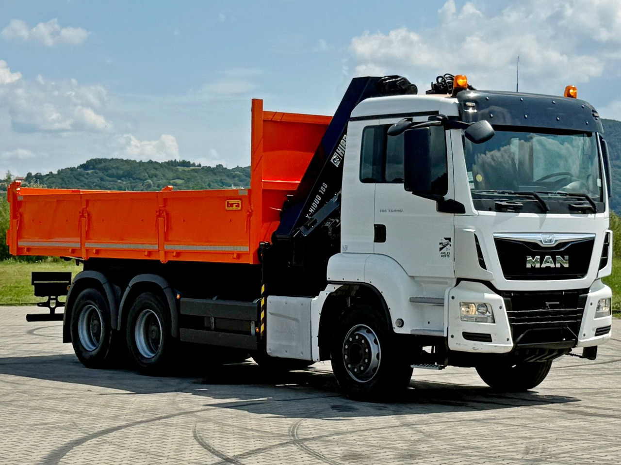 MAN TGS 33.440 * HIAB X-HIDUO 188 E-5 + FUNK * 6x4 - Crane truck: picture 4 MAN TGS 33.440 * HIAB X-HIDUO 188 E-5 + FUNK * 6x4 - Crane truck: picture 4