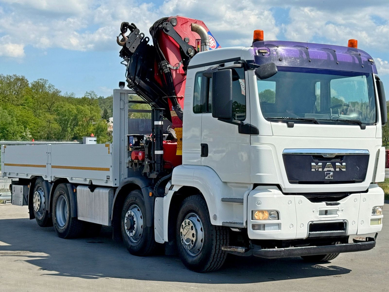 MAN TGS 35.440* KIPPER 6,00m * HMF 4220 K6/FUNK* 8x4 - Crane truck: picture 3 MAN TGS 35.440* KIPPER 6,00m * HMF 4220 K6/FUNK* 8x4 - Crane truck: picture 3