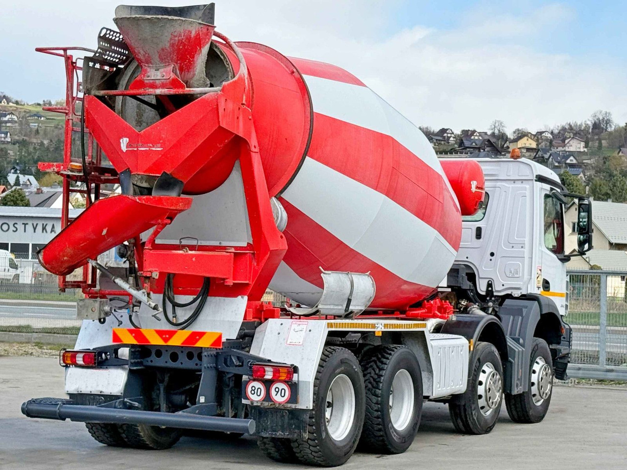 Mercedes-Benz AROCS 3240 * Betonmischer * 8x4 * TOPZUSTAND - Concrete mixer truck: picture 3 Mercedes-Benz AROCS 3240 * Betonmischer * 8x4 * TOPZUSTAND - Concrete mixer truck: picture 3