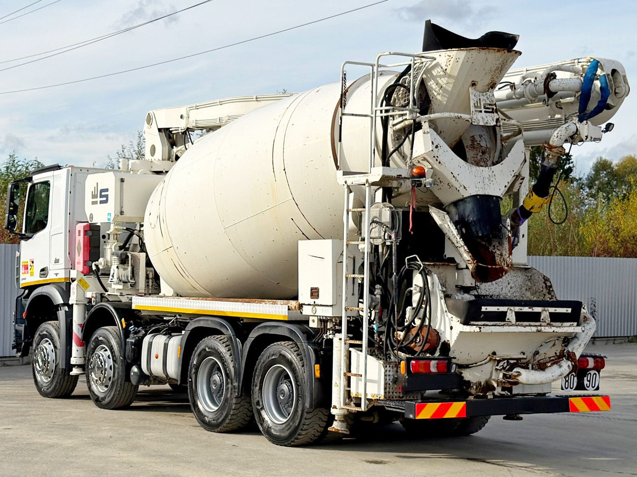Concrete pump truck Mercedes-Benz AROCS 3743 * Betonpumpe + FUNK * 8x4 * TOP: picture 8
