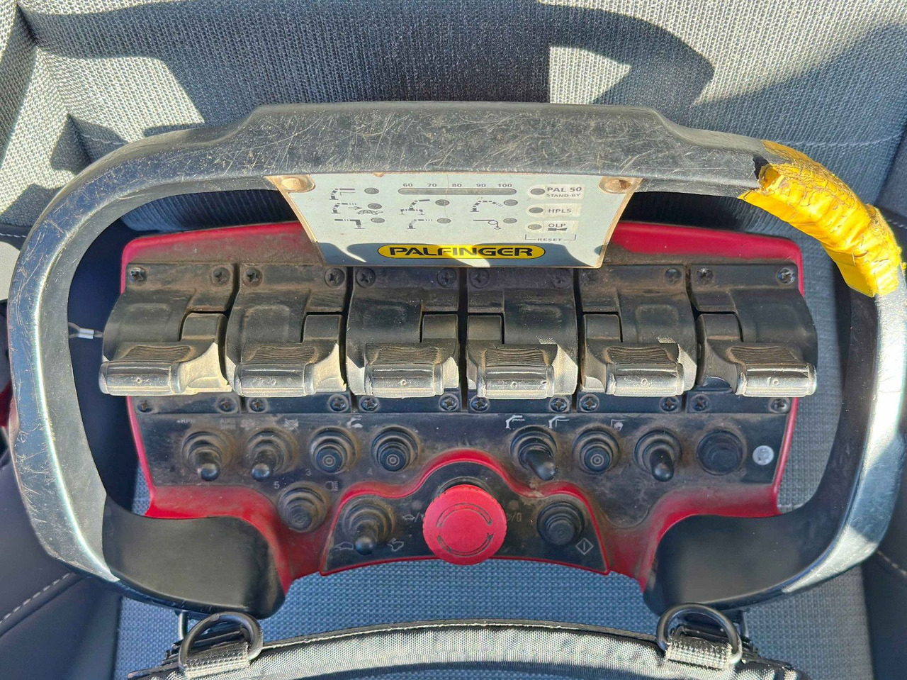 Crane truck Renault C 380 *PRITSCHE 6,80m * PK 18002-EH C + FUNK*6x4: picture 13 Crane truck Renault C 380 *PRITSCHE 6,80m * PK 18002-EH C + FUNK*6x4: picture 13