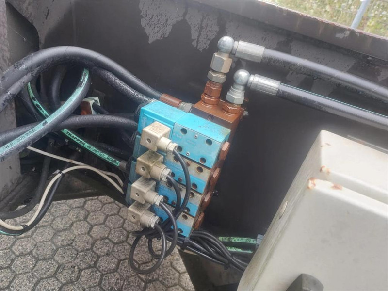 Attachment for Material handling equipment Toplift FLT 3240: picture 10 Attachment for Material handling equipment Toplift FLT 3240: picture 10