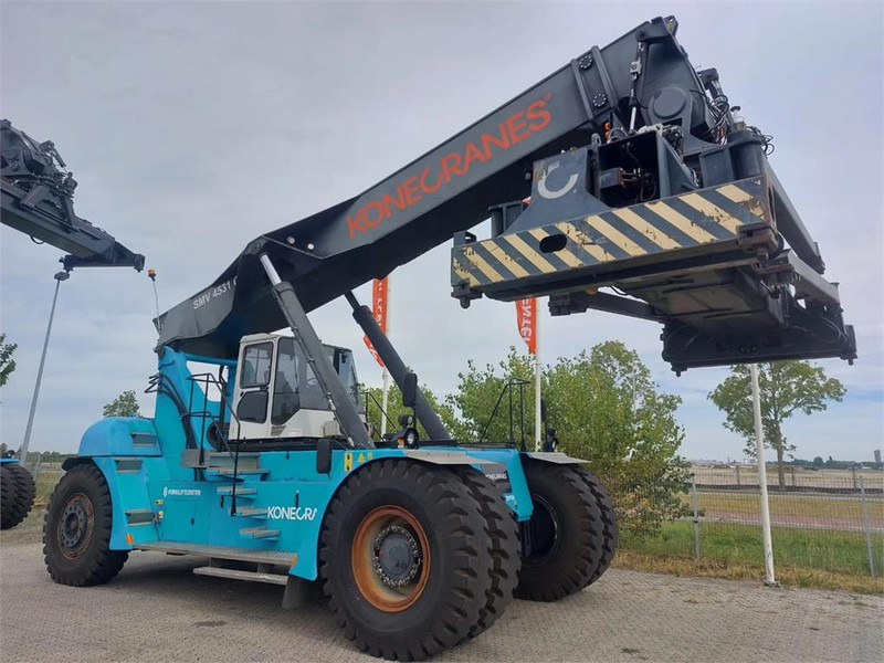 KONECRANES SMV 4531 CB5 - Reach stacker: picture 3 KONECRANES SMV 4531 CB5 - Reach stacker: picture 3