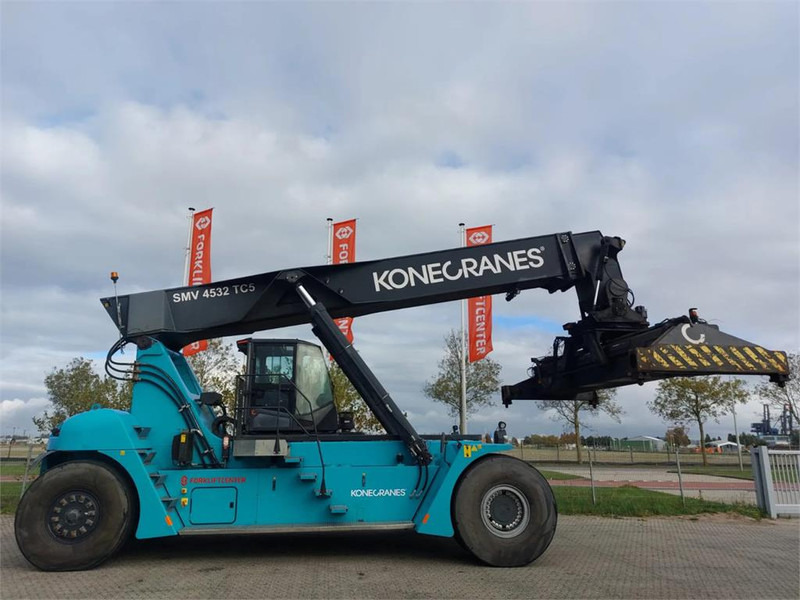 KONECRANES SMV 4532 TC5 - Reach stacker: picture 1 KONECRANES SMV 4532 TC5 - Reach stacker: picture 1