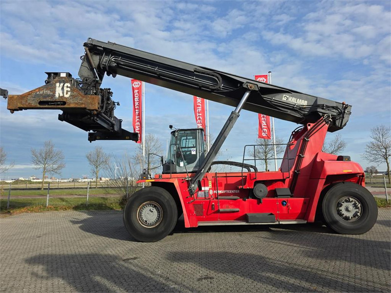 Kalmar DRG450-60S5 - Reach stacker: picture 2 Kalmar DRG450-60S5 - Reach stacker: picture 2