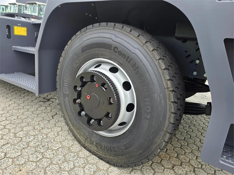 Terminal tractor Mafi R336 4x4: picture 15