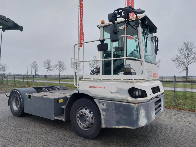 Mafi T225D - Terminal tractor: picture 1 Mafi T225D - Terminal tractor: picture 1