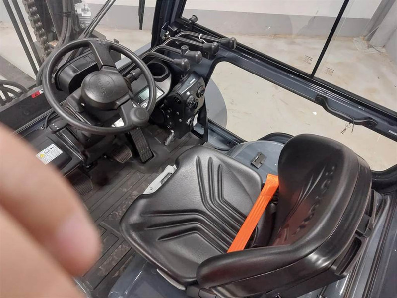 Toyota 8FD70F - Diesel forklift: picture 1 Toyota 8FD70F - Diesel forklift: picture 1