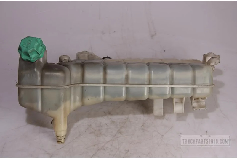 Behr HELLA SERVICE Cooling System Koelexpansievat MAN TGL TGM - Expansion tank for Truck: picture 1 Behr HELLA SERVICE Cooling System Koelexpansievat MAN TGL TGM - Expansion tank for Truck: picture 1