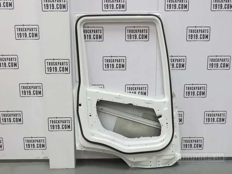 DAF 2197011 Portier DAF XG Links - Body and exterior for Truck: picture 2 DAF 2197011 Portier DAF XG Links - Body and exterior for Truck: picture 2