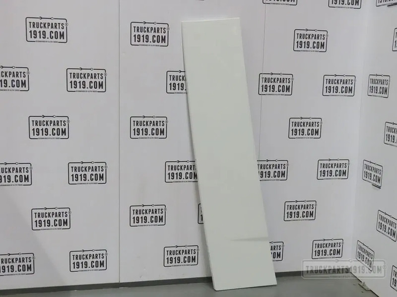 DAF 2333701 Cabine Fender NGD R - Aerodynamics/ Spoiler for Truck: picture 1 DAF 2333701 Cabine Fender NGD R - Aerodynamics/ Spoiler for Truck: picture 1