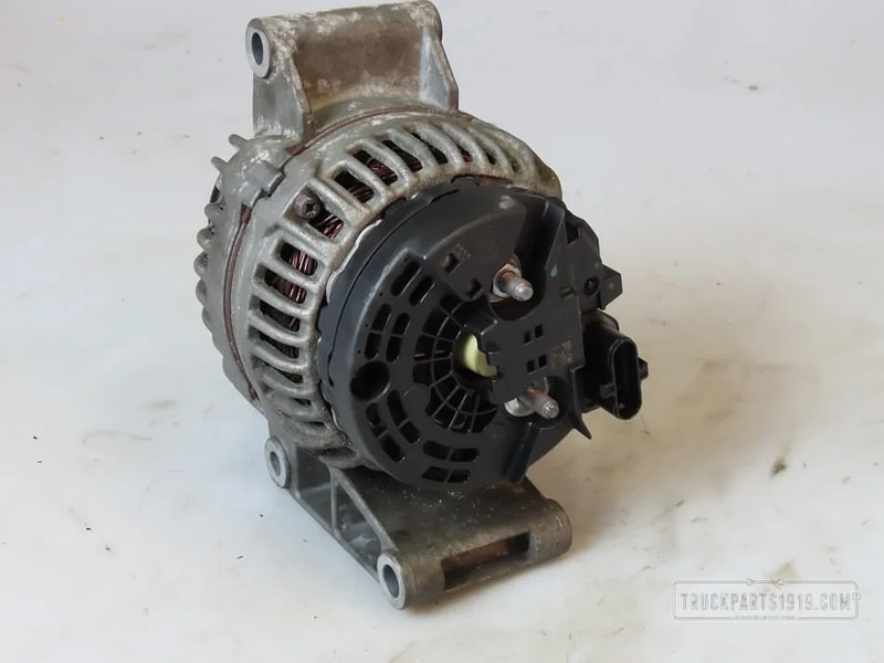 DAF Electrical System Dynamo DAF XF Euro6 - Alternator for Truck: picture 2 DAF Electrical System Dynamo DAF XF Euro6 - Alternator for Truck: picture 2