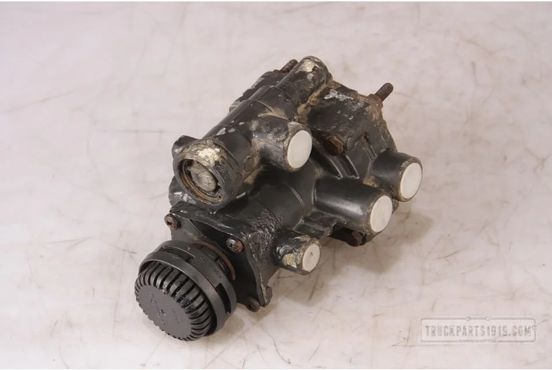 MAN Compressed Air System Aanhangwagen EBS ventiel - Valve for Truck: picture 1 MAN Compressed Air System Aanhangwagen EBS ventiel - Valve for Truck: picture 1