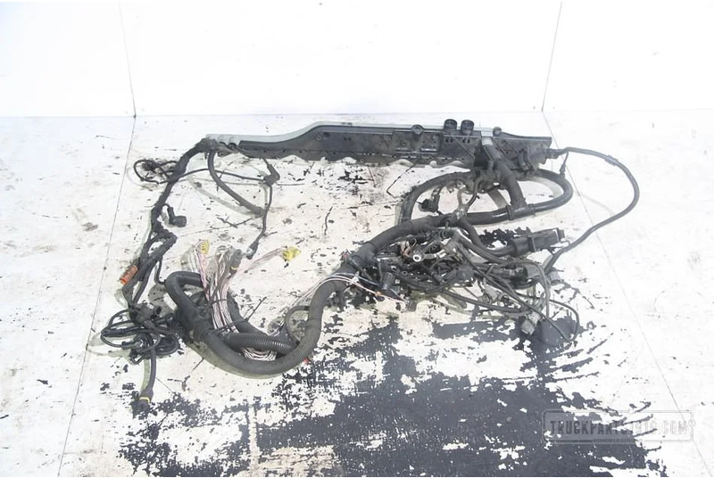 MAN Electrical System Motorkabelboom Used - Cables/ Wire harness for Truck: picture 1 MAN Electrical System Motorkabelboom Used - Cables/ Wire harness for Truck: picture 1