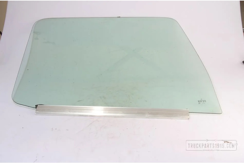 Mercedes-Benz Body & Chassis Parts MB Portier Ruit Actros Re. - Window and parts for Truck: picture 1 Mercedes-Benz Body & Chassis Parts MB Portier Ruit Actros Re. - Window and parts for Truck: picture 1