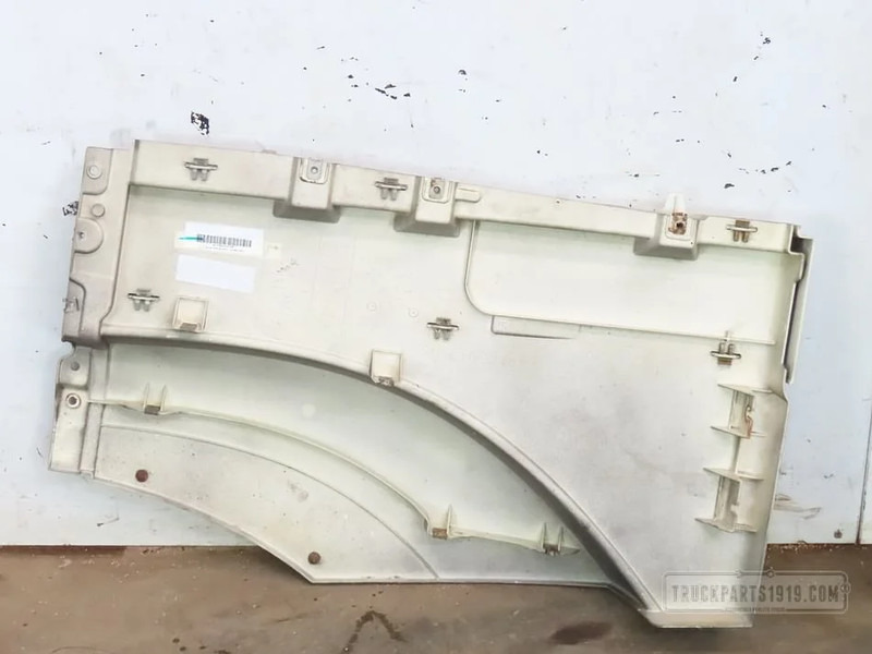 Mercedes-Benz Body & Chassis Parts Spatscherm verlenging Re. MB M - Fender for Truck: picture 2 Mercedes-Benz Body & Chassis Parts Spatscherm verlenging Re. MB M - Fender for Truck: picture 2