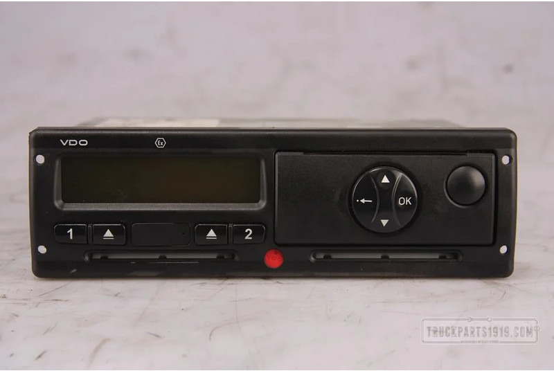 Mercedes-Benz Electrical System Tachograaf R2.0 MB MP4 - Tachograph for Truck: picture 1 Mercedes-Benz Electrical System Tachograaf R2.0 MB MP4 - Tachograph for Truck: picture 1