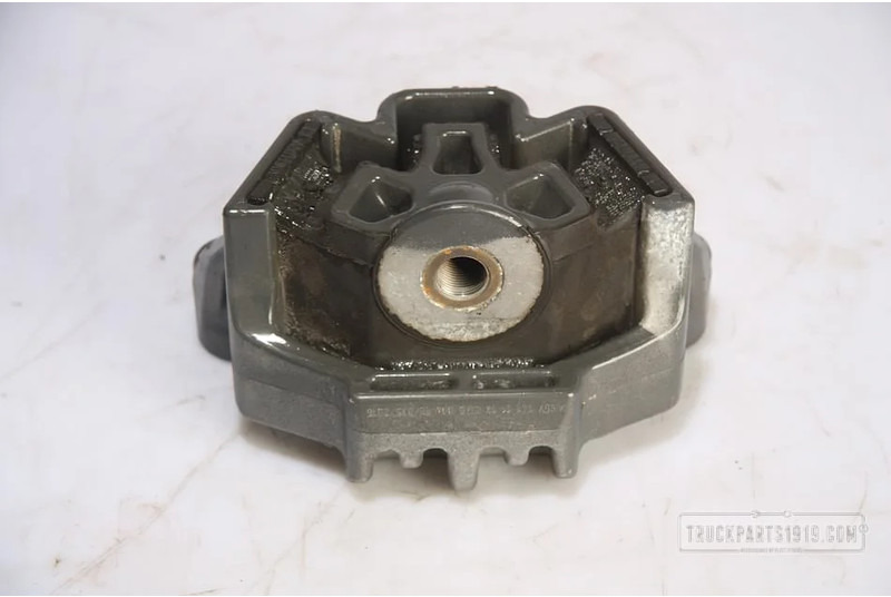 Mercedes-Benz Engines & Parts Motorsteun - Engine mount for Truck: picture 1 Mercedes-Benz Engines & Parts Motorsteun - Engine mount for Truck: picture 1