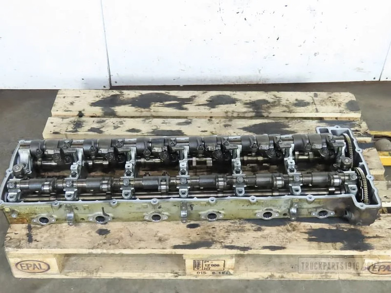 Mercedes-Benz Engines & Parts Nokkenashuis OM471 - Cylinder head for Truck: picture 1 Mercedes-Benz Engines & Parts Nokkenashuis OM471 - Cylinder head for Truck: picture 1