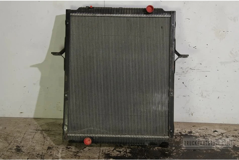 Renault Cooling System Radiateur RENAULT - Radiator for Truck: picture 2 Renault Cooling System Radiateur RENAULT - Radiator for Truck: picture 2