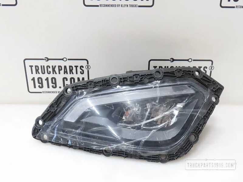 DAF 2272641 Lighting Skylight Li. XG - Spare parts for Truck: picture 1 DAF 2272641 Lighting Skylight Li. XG - Spare parts for Truck: picture 1