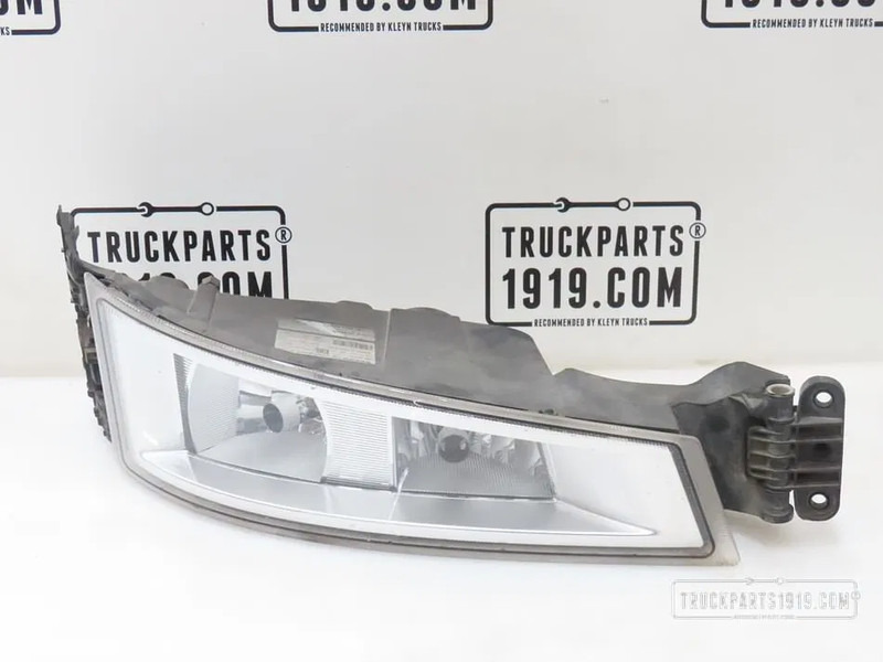 Volvo 82140744 Mistlamp Re. FH4 - Fog light for Truck: picture 1 Volvo 82140744 Mistlamp Re. FH4 - Fog light for Truck: picture 1