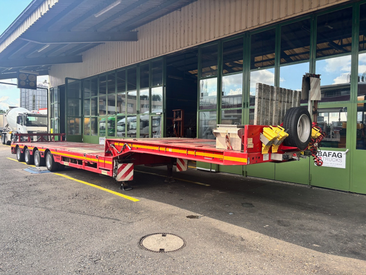 FAYMONVILLE STZ-4AX - Low loader semi-trailer: picture 1 FAYMONVILLE STZ-4AX - Low loader semi-trailer: picture 1