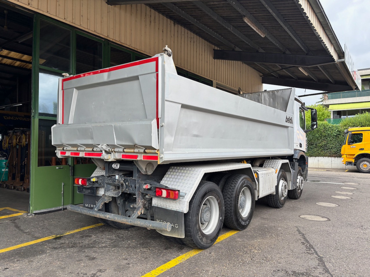Tipper MERCEDES Arocs 3251: picture 11