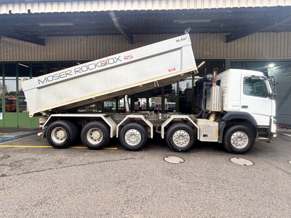 Tipper VOLVO FMX-540 10x4R: picture 13