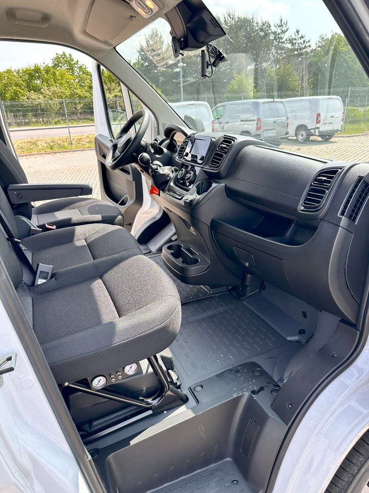 Opel Movano 180 DHollandia on lease Opel Movano 180 DHollandia: picture 8