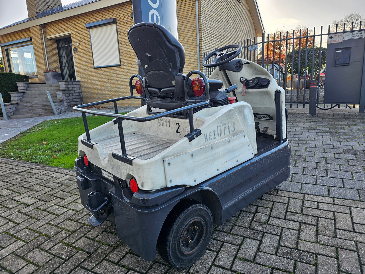 Still R06 Electro - Tow tractor: picture 4 Still R06 Electro - Tow tractor: picture 4