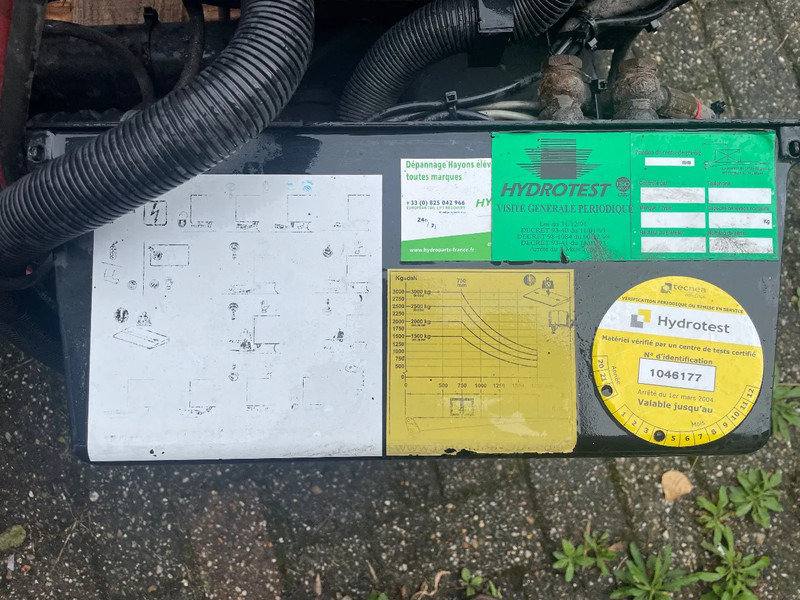 Kässbohrer 1500 KG Laadklep. Gebruikt - Closed box semi-trailer: picture 2 Kässbohrer 1500 KG Laadklep. Gebruikt - Closed box semi-trailer: picture 2