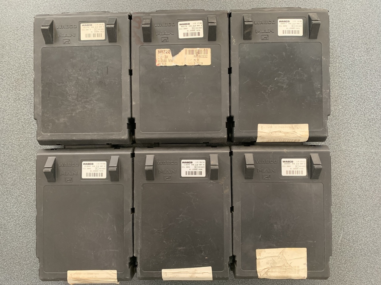 CENTRAL ON-BOARD COMPUTER-ZBR MAN TGA-TGS-TGX - ECU for Truck: picture 1 CENTRAL ON-BOARD COMPUTER-ZBR MAN TGA-TGS-TGX - ECU for Truck: picture 1