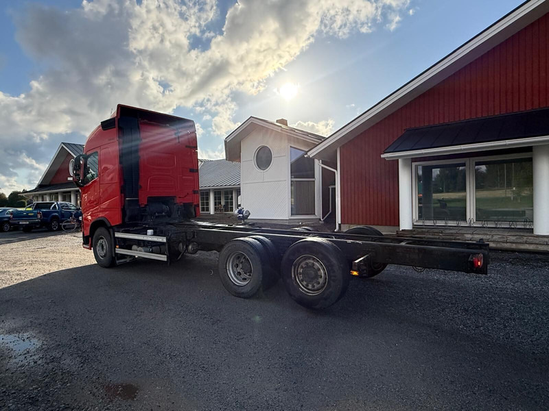 Volvo FH540 - Cab chassis truck: picture 5 Volvo FH540 - Cab chassis truck: picture 5