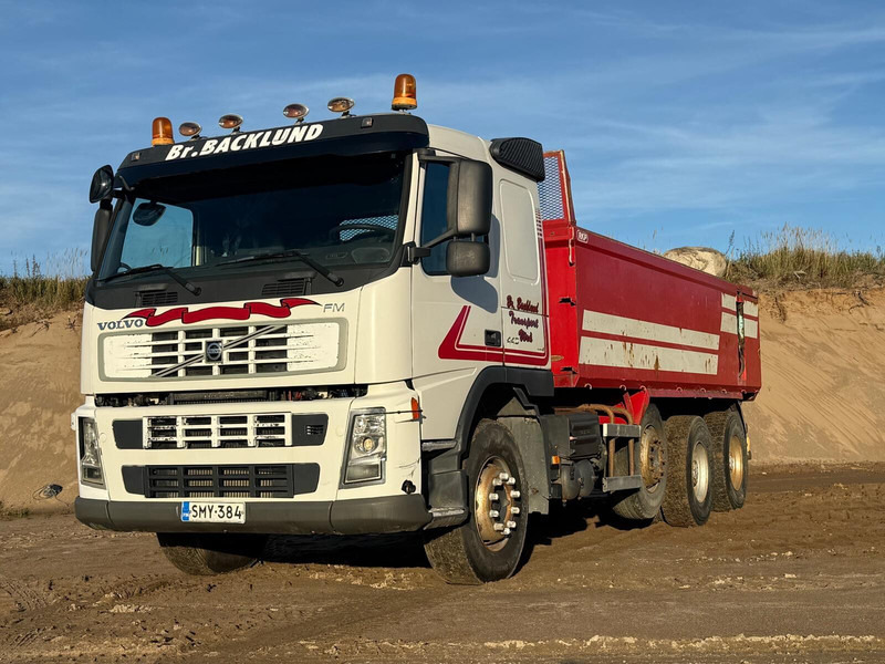 Volvo FM440 - Tipper: picture 1 Volvo FM440 - Tipper: picture 1