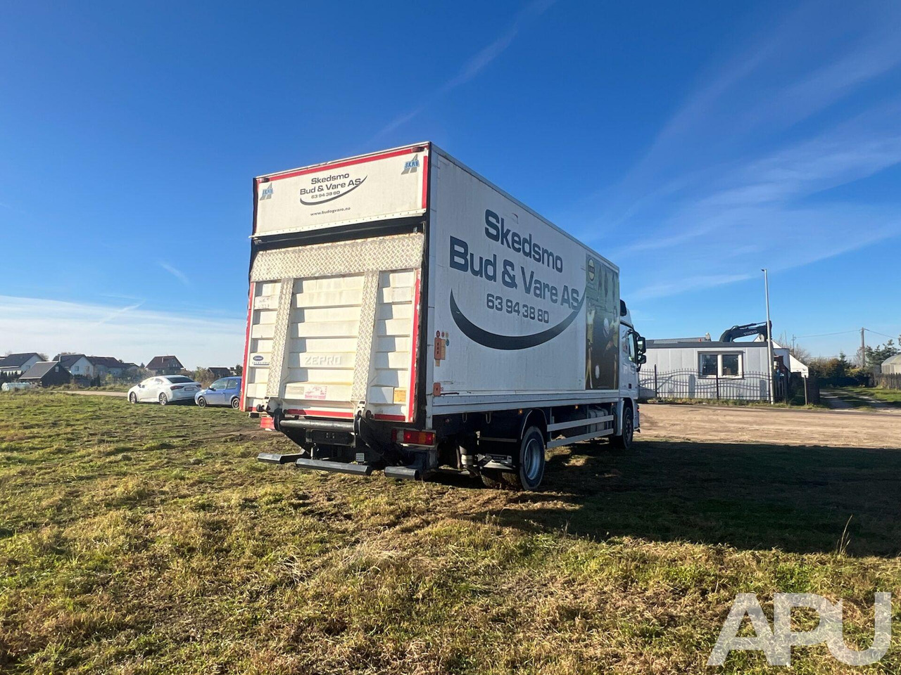 Box truck Mercedes Actros 1832: picture 7