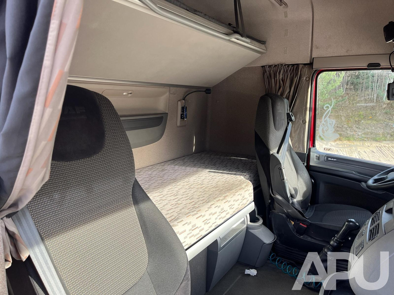 Tractor unit DAF XF 460 FT: picture 40